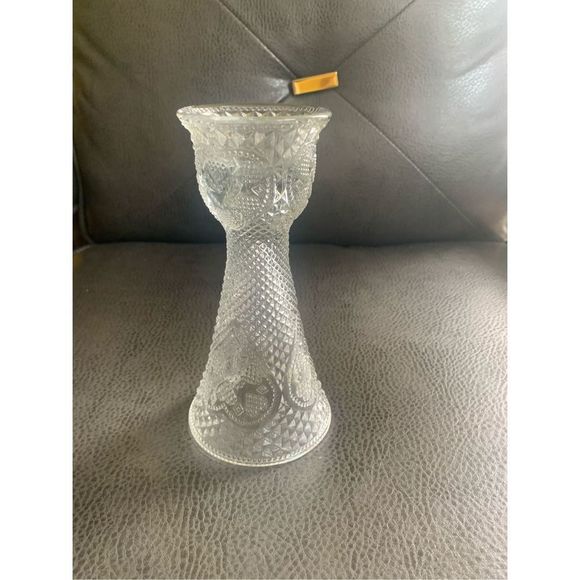 Vintage Avon Fostoria Candle Holder/Vase with Quilted Pattern - Picture 5 of 6